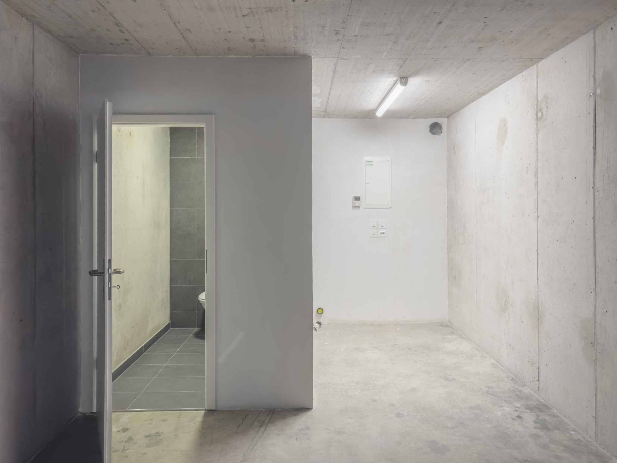 Superbes surfaces Industrielles modernes à Vernier