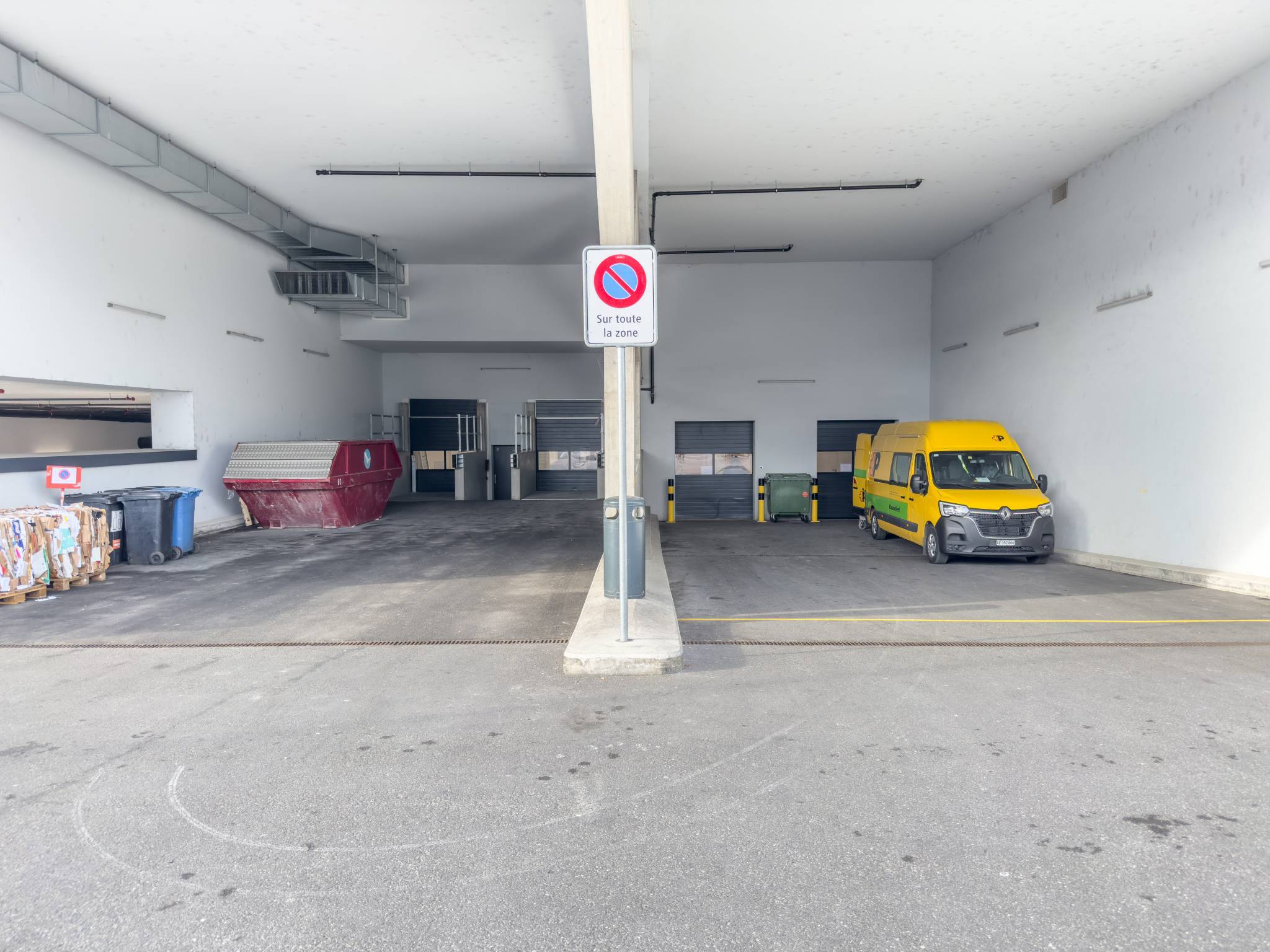 Superbes surfaces d'ateliers dès 150m2 à louer à Plan-les-Ouates