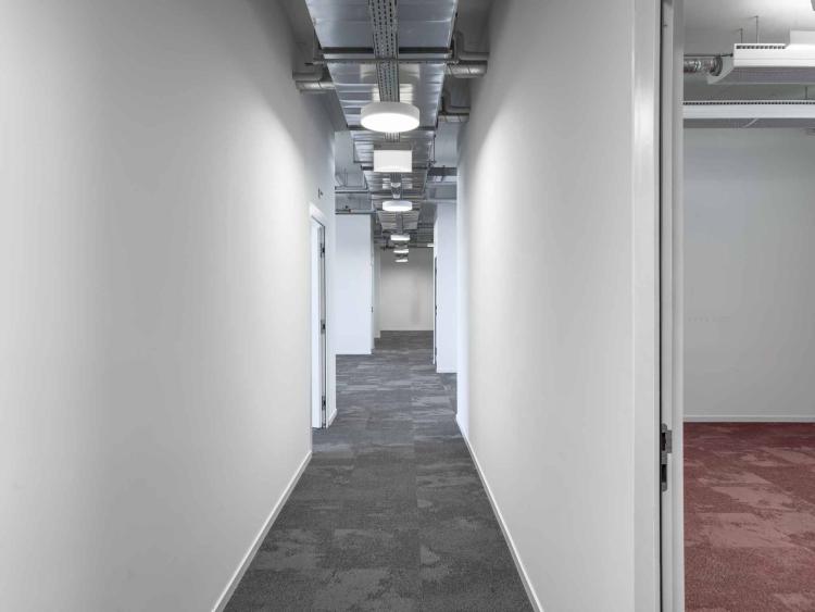 Bureau Plug & Play de 337 m² – Atrium Park, Meyrin