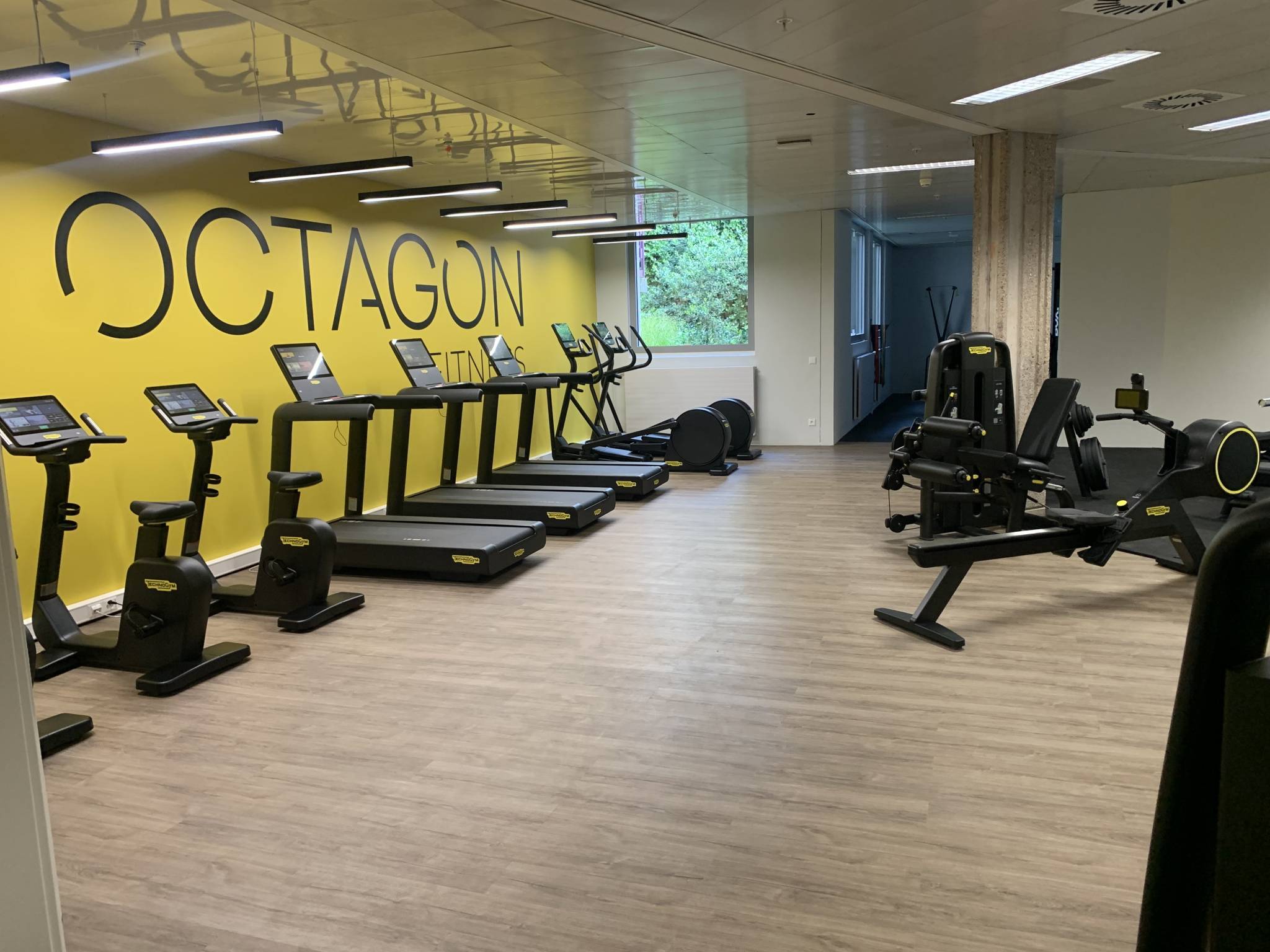 Bureaux de 360m2 à louer dans le complexe Octagon – Un cadre moderne et dynamique