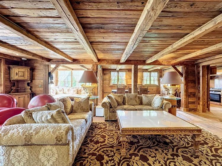Splendide chalet avec son mazot sur une magnifique parcelle
