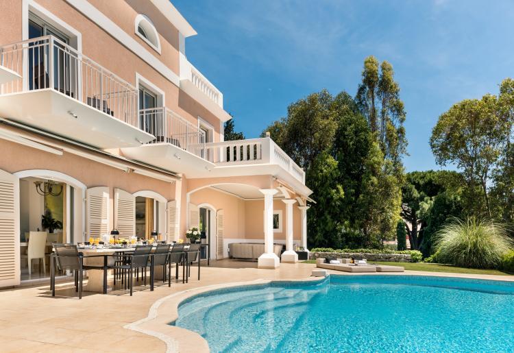 ELEGANTE MAISON PROCHE MONACO