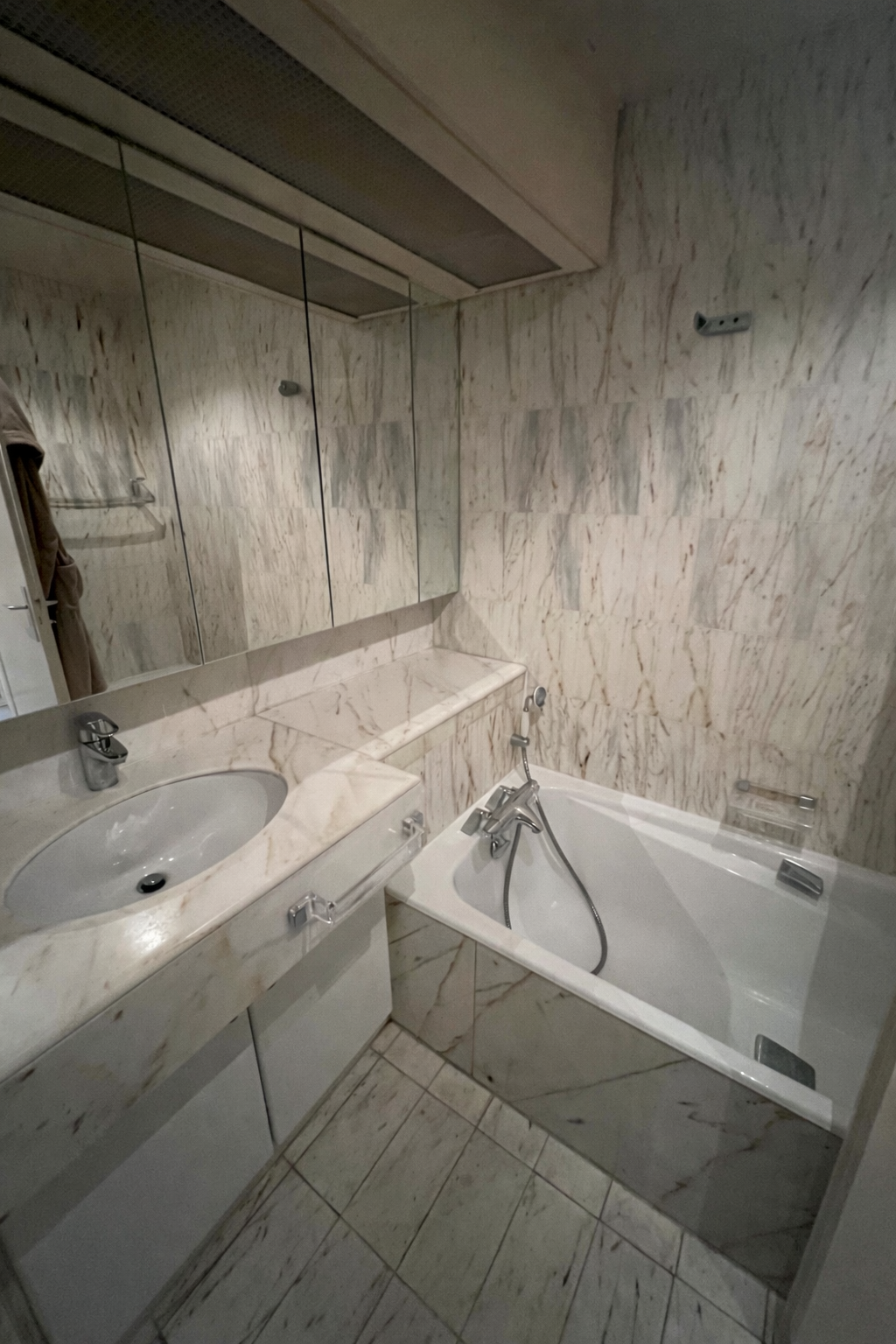CARRE D’OR - PARK PALACE - STUDIO AVEC TERRASSE