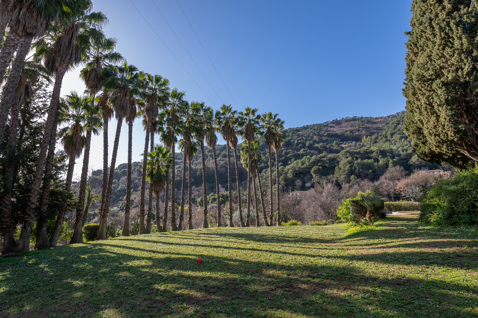 VILLA EXCEPTIONNELLE PROCHE DE MONACO