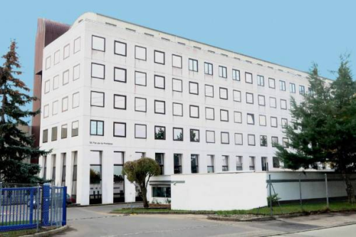 Bureaux, locaux administratifs de 400m2 à louer à Satigny