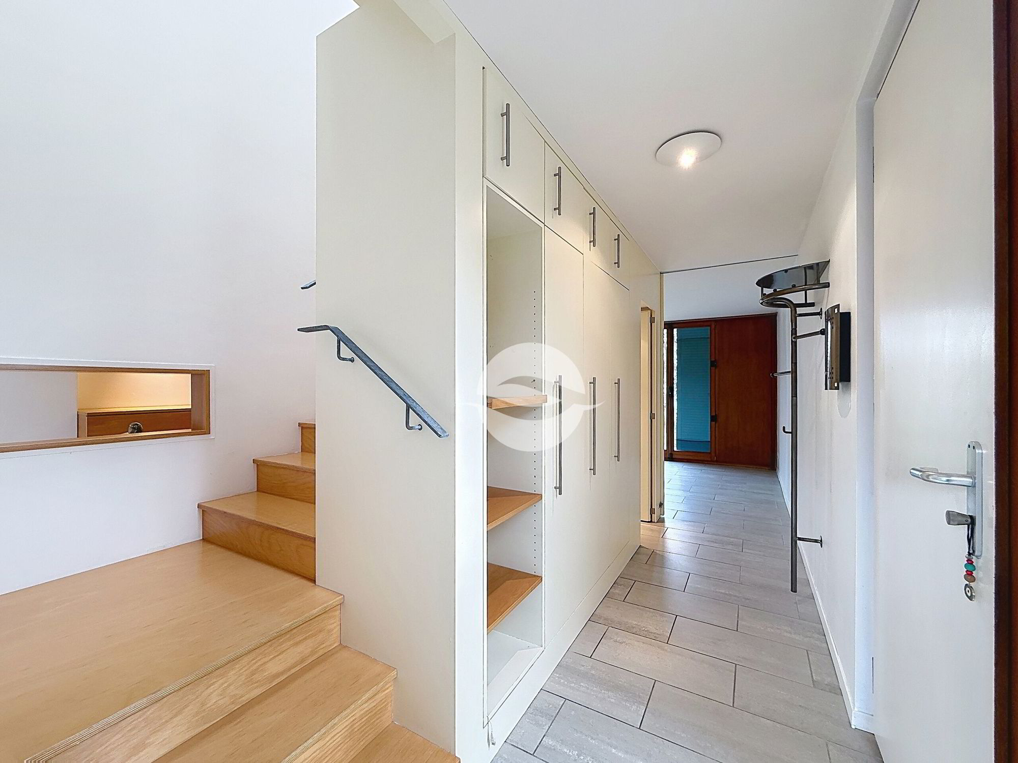 Charmante villa mitoyenne de 4.5 pièces, avec jardin arboré !