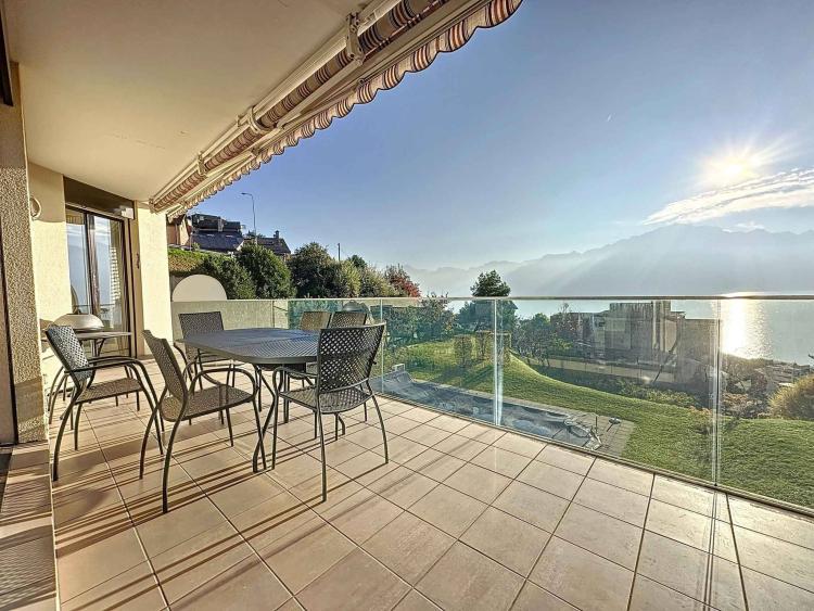 Rare ! Appartement de 5.5 pièces avec superbe vue sur le lac