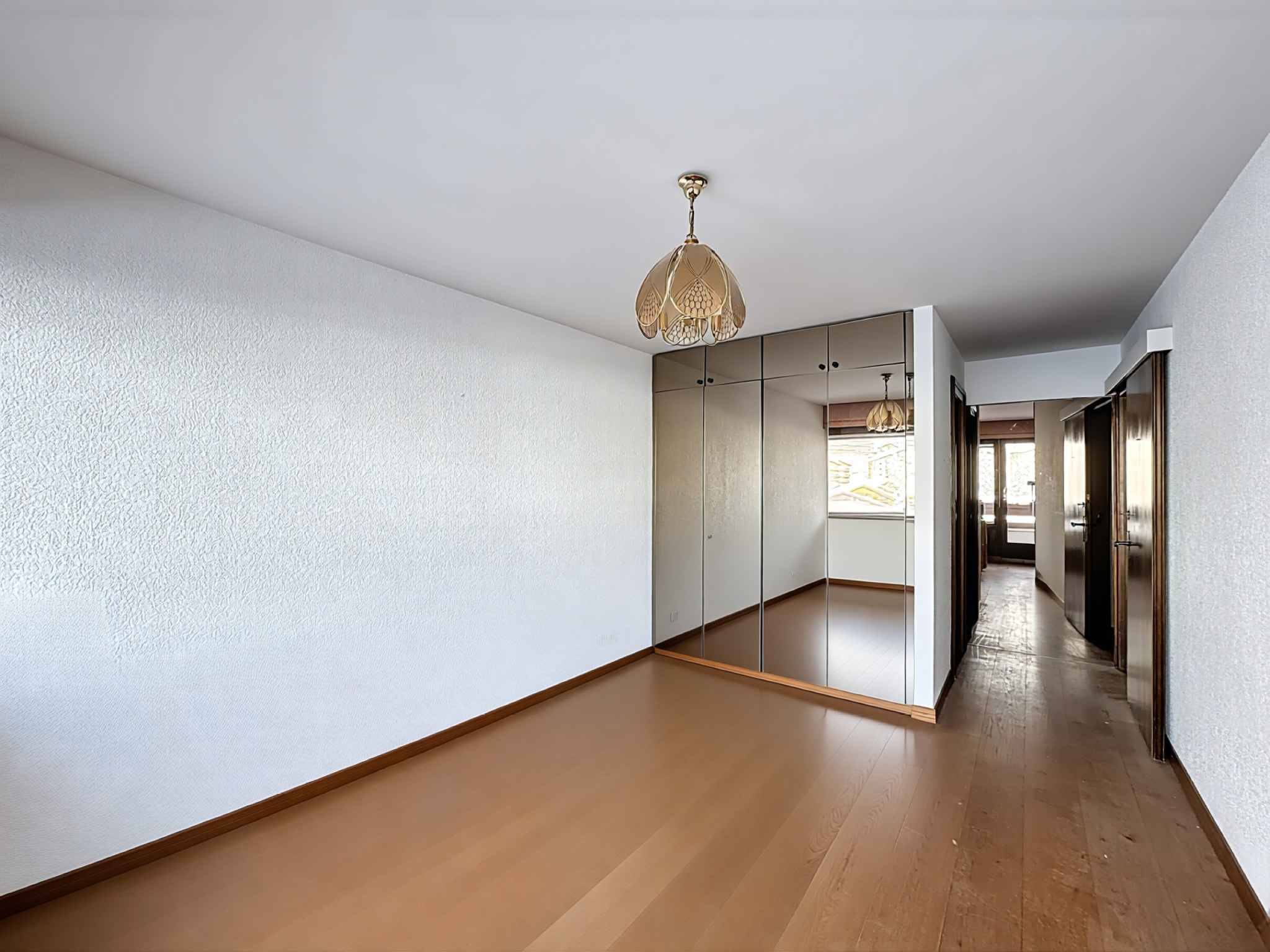 Appartement de 3.5 pièces face au golf avec très belle vue