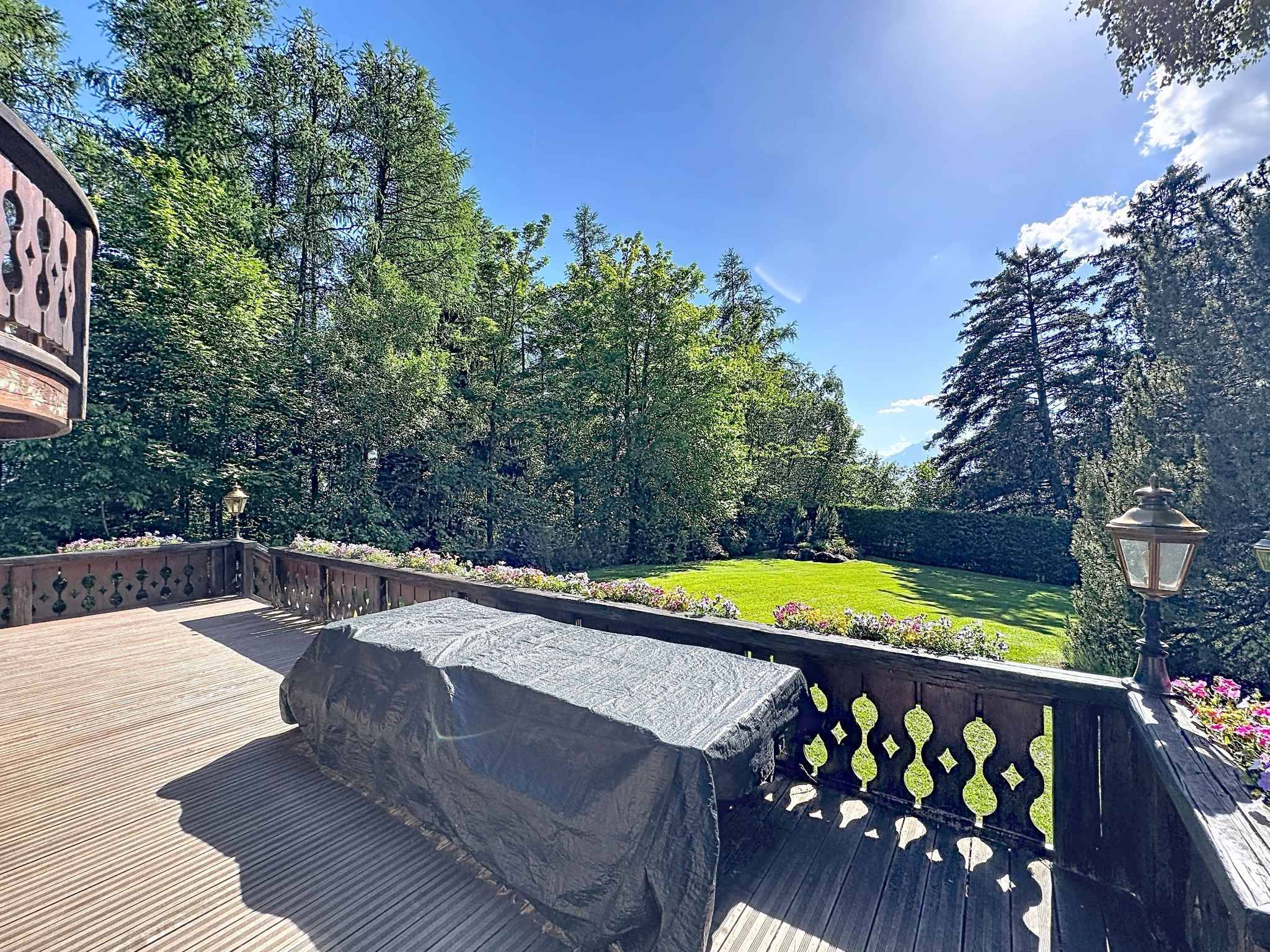 Splendide chalet avec son mazot sur une magnifique parcelle