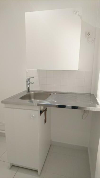 Bureau rénové en plein coeur de Fontvieille