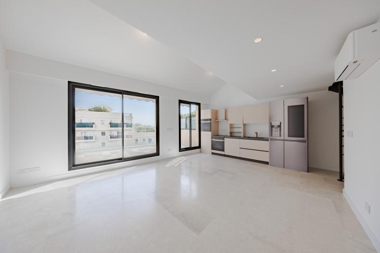 MAGNIFIQUE 3 CHAMBRES RÉNOVÉ