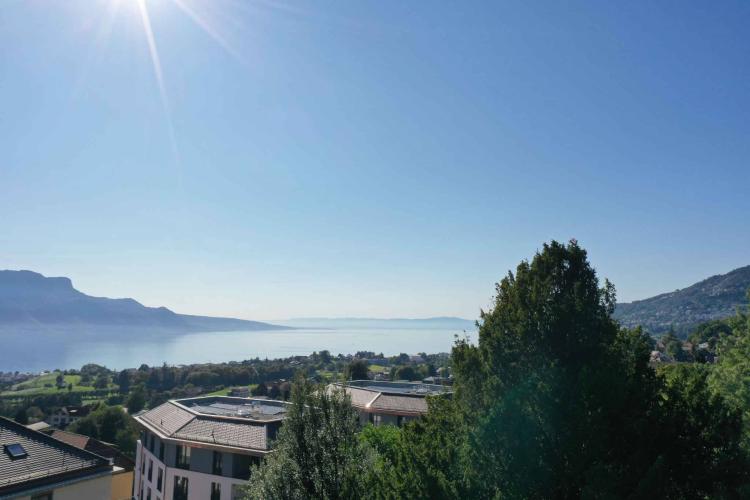 Nouveau : Appartement neuf de 5,5 pièces avec vue lac