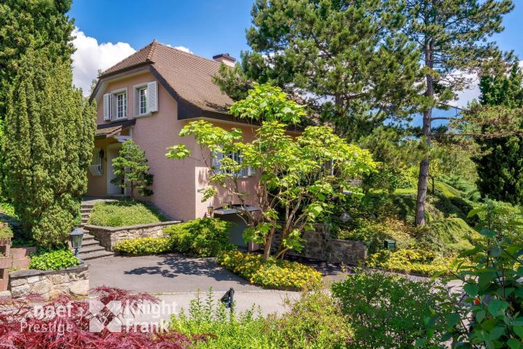 Maison Individuelle De 7,5 Pièces à Vendre à La Tour De Peilz