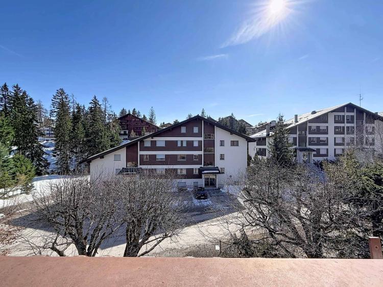 Charmant 4.5 pièces au calme absolu, à deux pas du centre