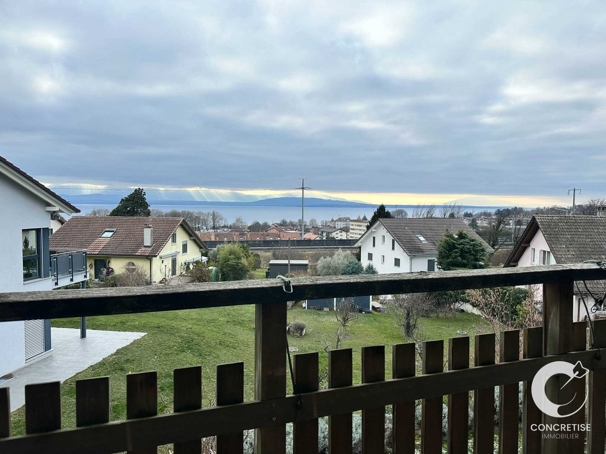 Panorama sur le Léman : Appartement avec balcon et vue lac à Mont-sur-Rolle