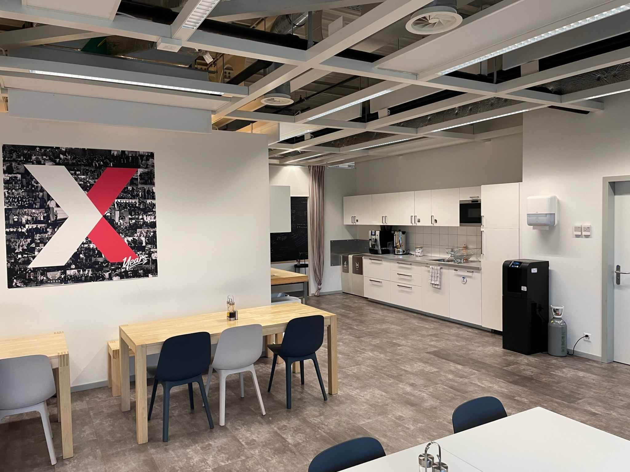 Vernier - 1393 m2  en attique - Immeuble IKEA