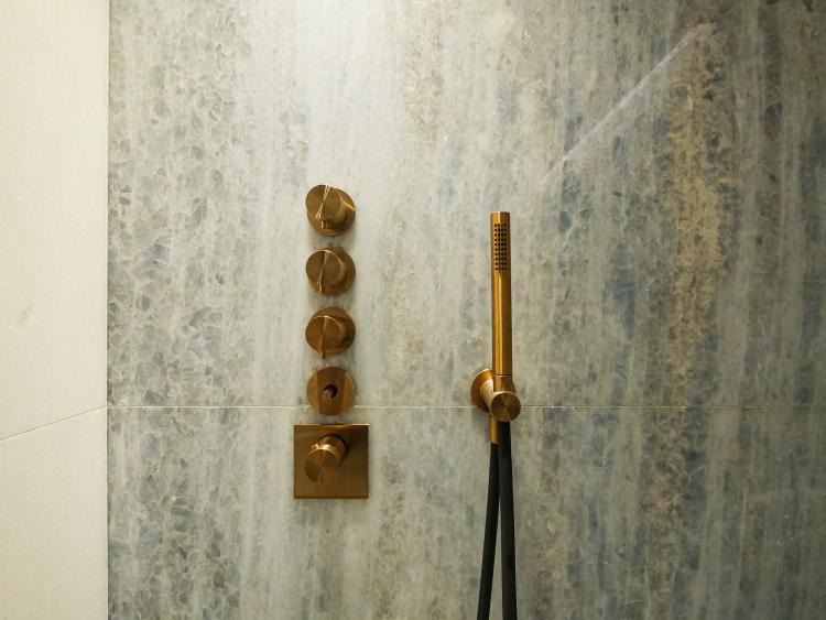 FONTVIEILLE - CYCLADES - LUXUEUX 5 PIECES