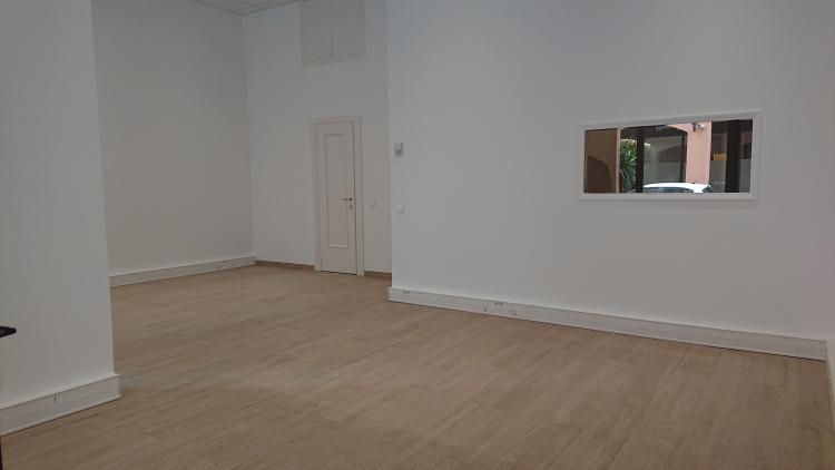 Bureau avec accès direct - Fontvieille