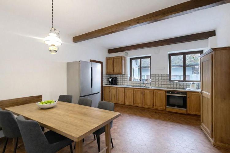 Maison de charme avec jardin arboré à Collex