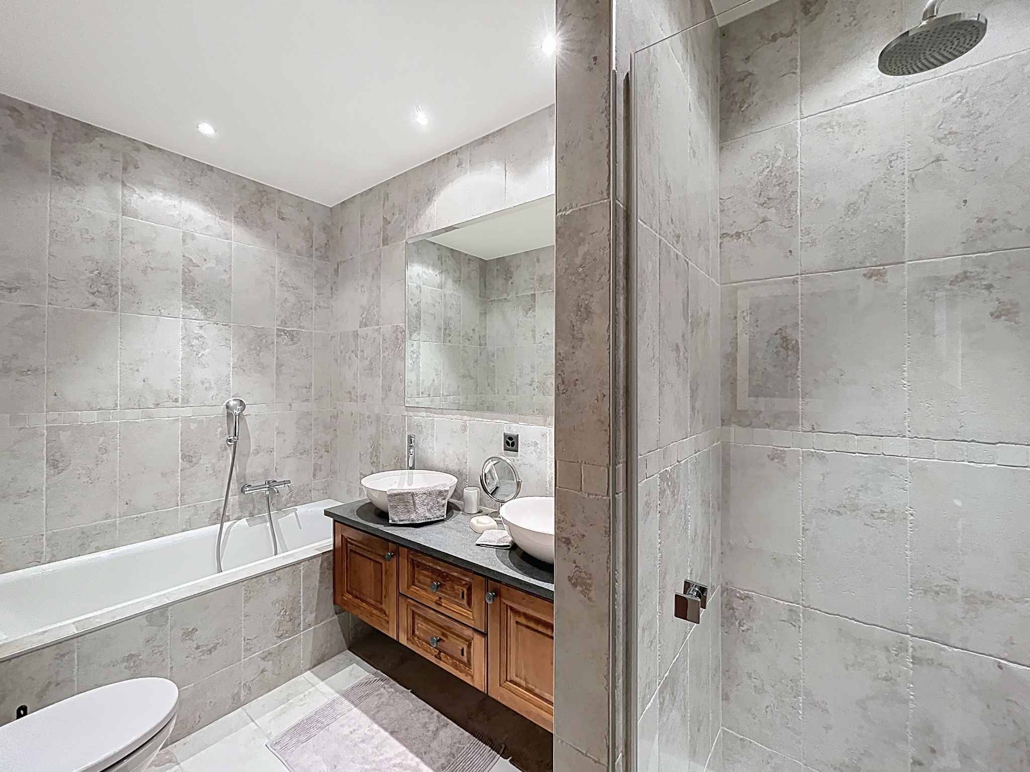 RARE - MAGNIFIQUE CHALET DE 5 CHAMBRES AVEC VUE PANORAMIQUE