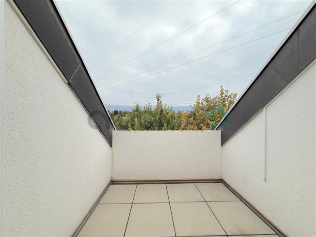 Charmantes Penthouse mit freiem Blick