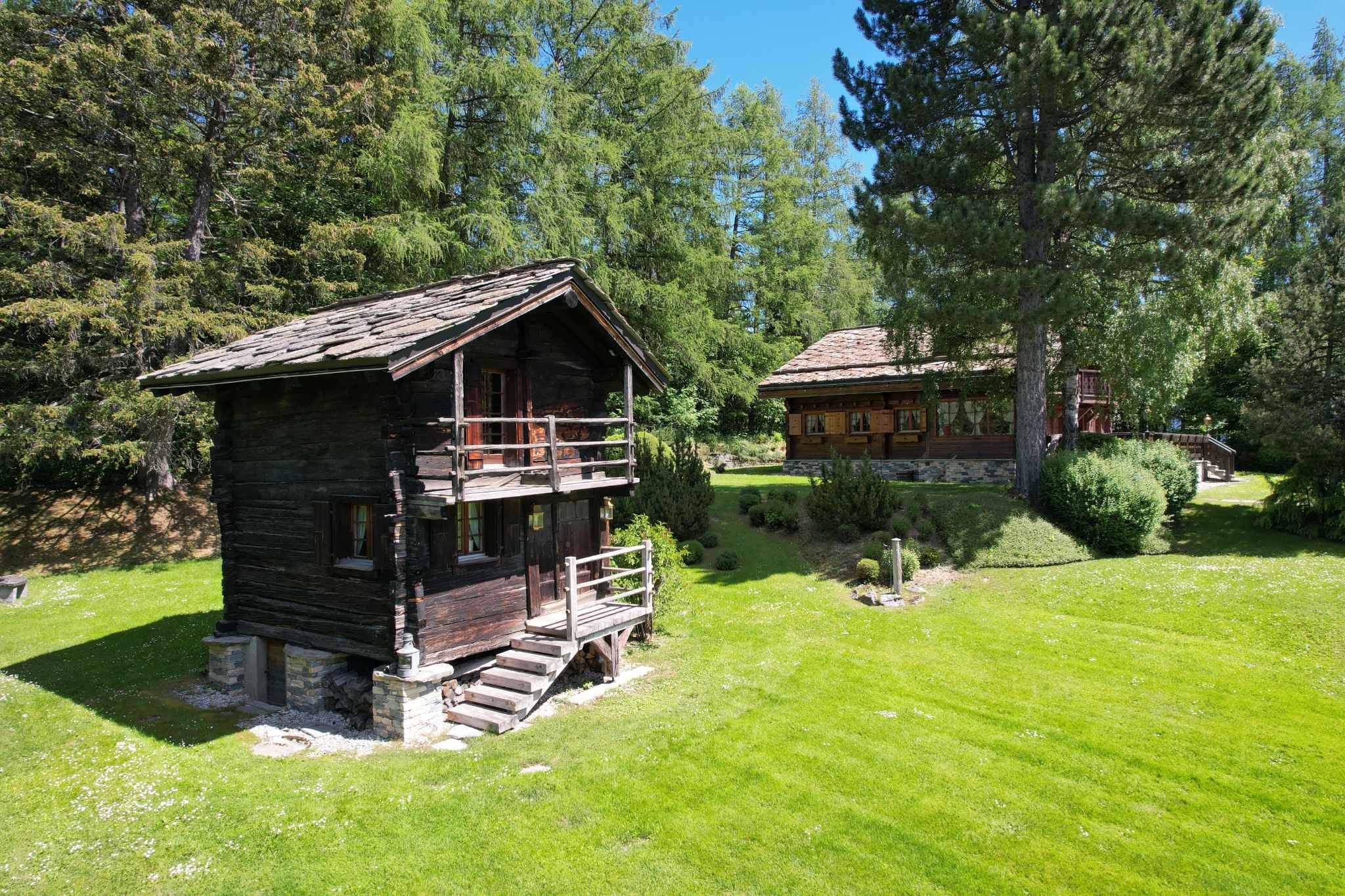 Splendide chalet avec son mazot sur une magnifique parcelle