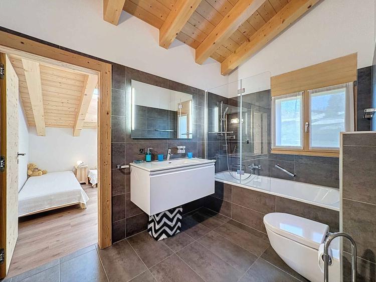 Magnifique chalet en vieux bois avec vue panoramique