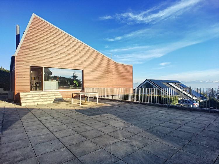 Villa d'architecte 7,5 pièces, vue sur lac et montagne