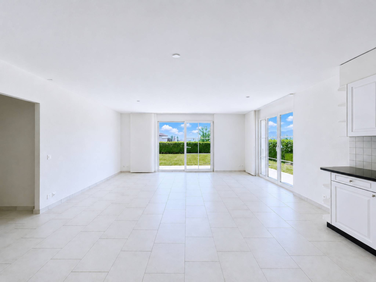 Spacieux appartement de 5.5 pièces avec terrasse et grand jardin