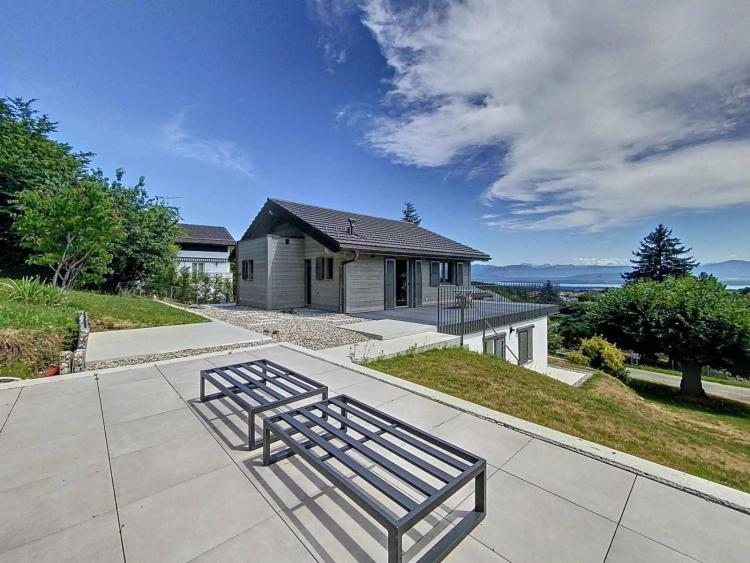 Magnifique Villa contemporaine neuve avec vue panoramique sur le lac et les Alpes