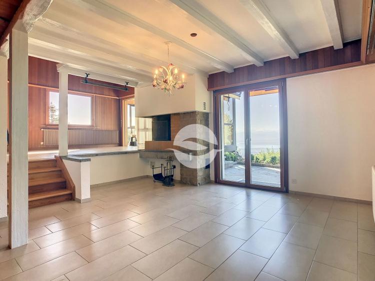Maison de charme vue Alpes et lac avec studio indépendant