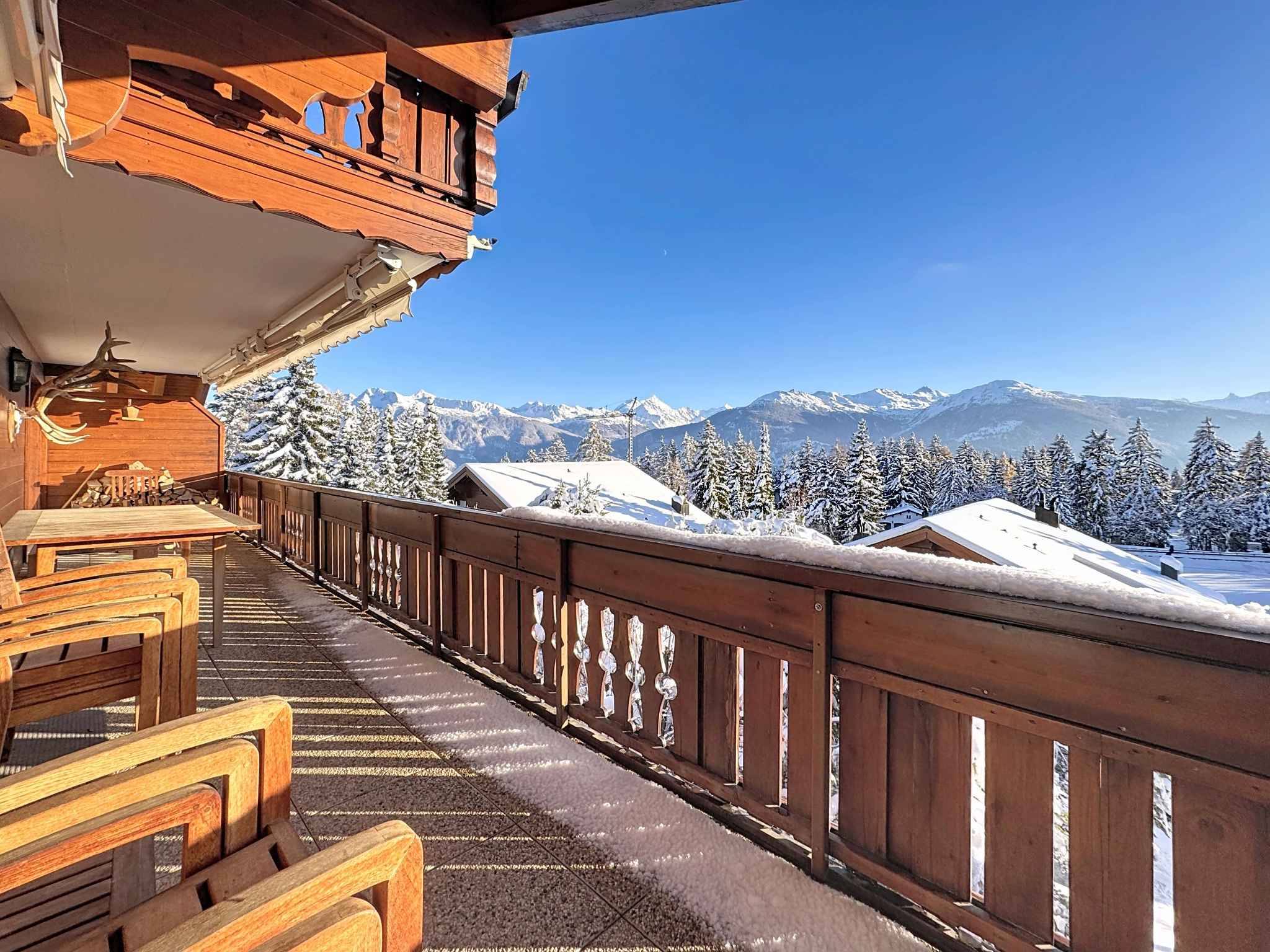 RARE ET EXCLUSIF - SPLENDIDE DUPLEX ATTIQUE AU CENTRE AVEC MAGNIFIQUE VUE