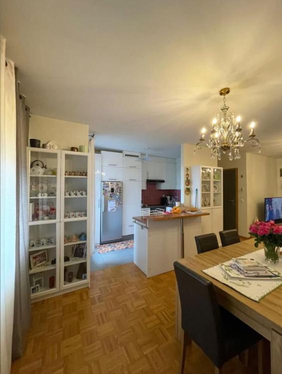 Appartement de 4 pièces à Meyrin.
