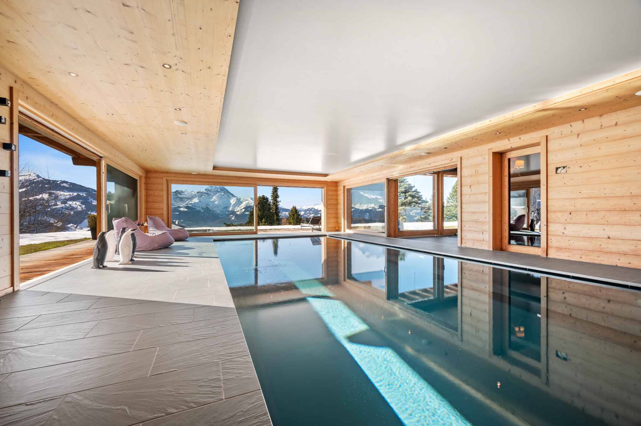 Chalet d’exception avec piscine intérieure et accès Ski-In & Ski-Out