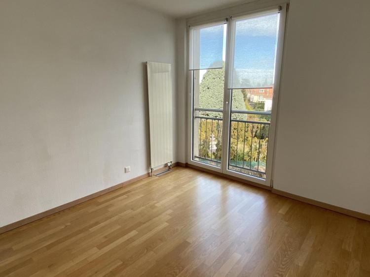 Apartment for sale, Triangle (Mies, Switzerland)