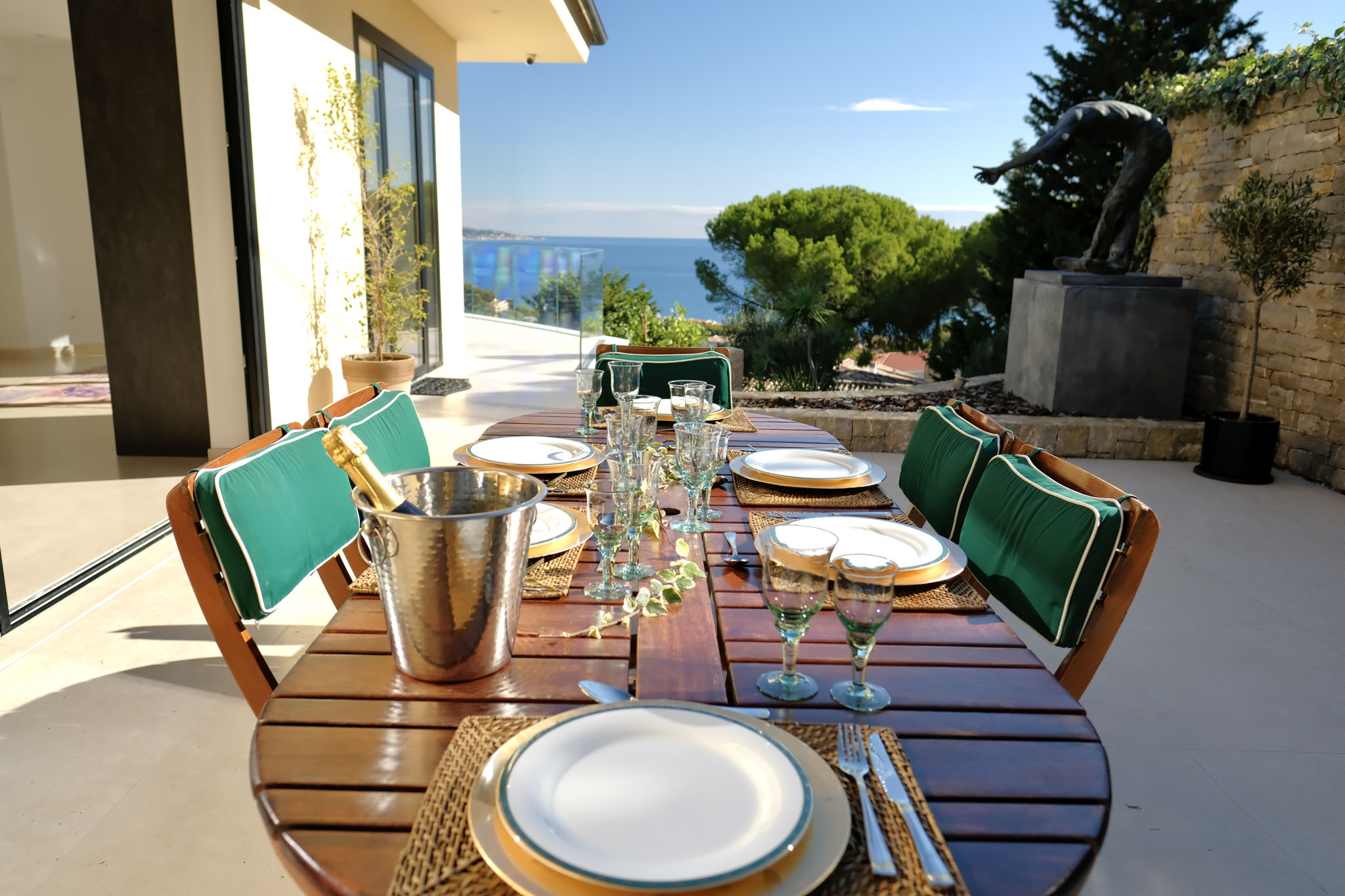 VILLA EUPHORIA