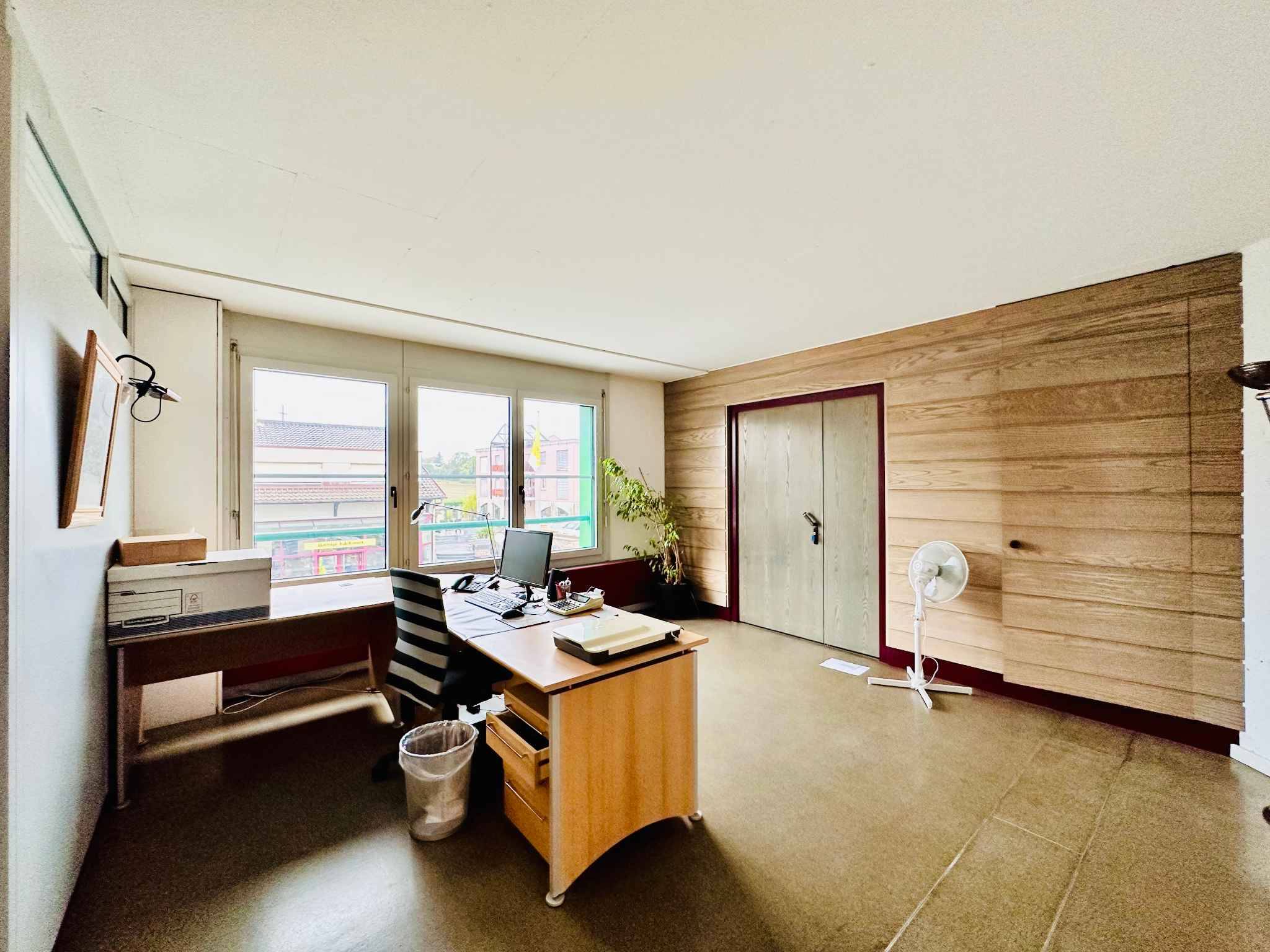 Surface de bureaux de 350 m² à vendre à Nyon