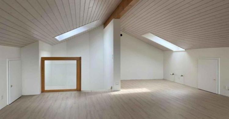 Maison jumelée 8 pièces
